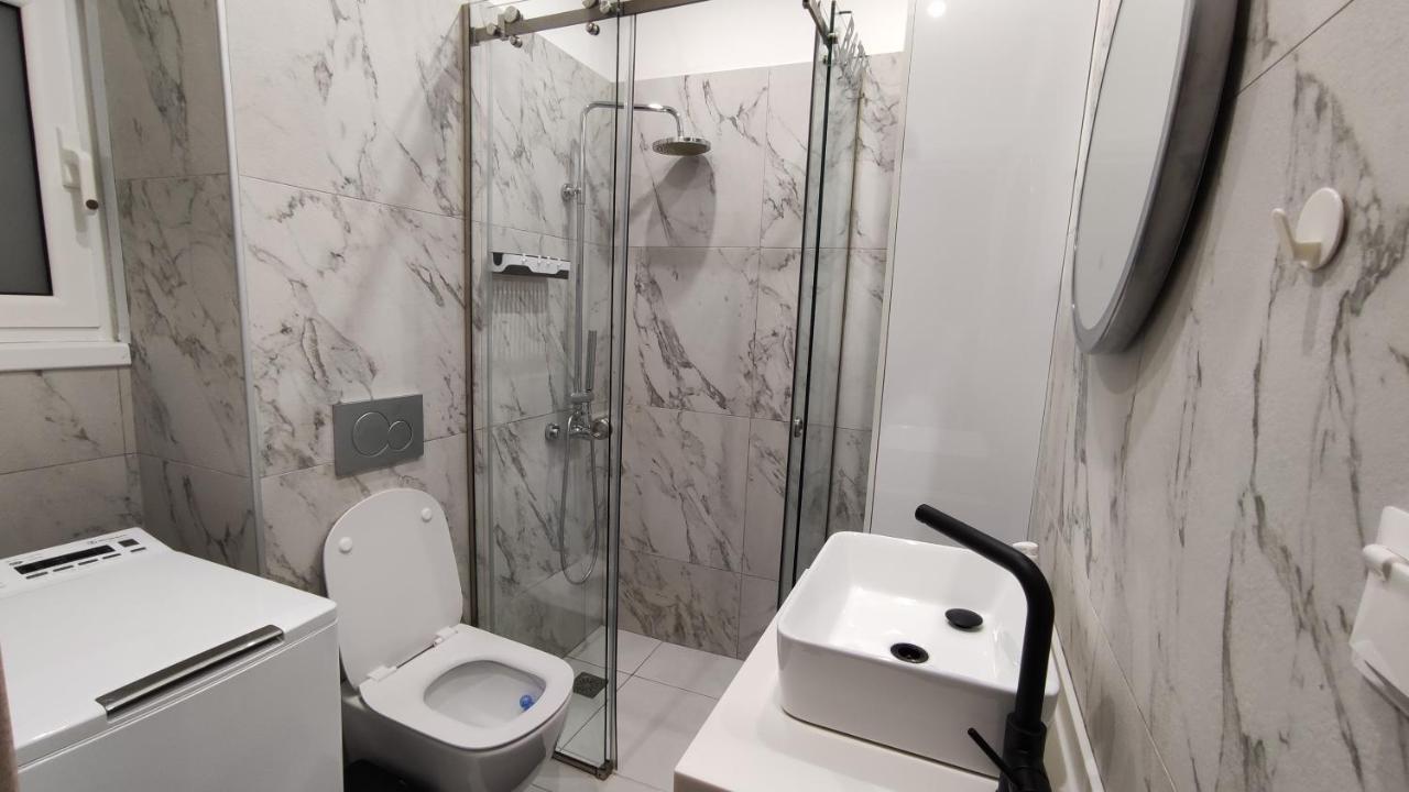 Two Bedroom Apartment In Atina Dış mekan fotoğraf